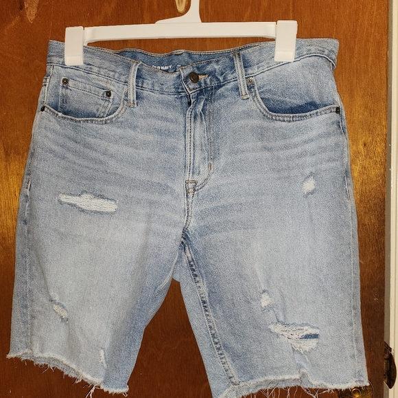 Mens Old Navy Slim Fit Built-In Flex Denim Shorts, Size 34 waist - Picture 4 of 5